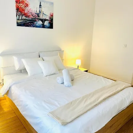Daylight Apartment Skopje